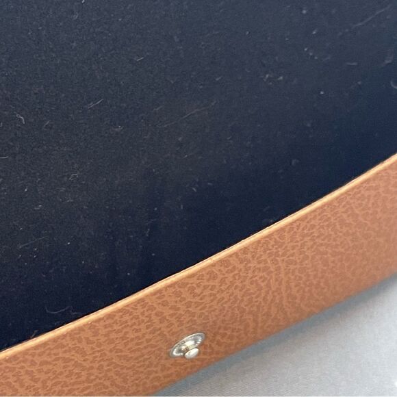 Ray Ban Original Brown Leather Style Medium Case - Fits most Rayban Sunglasses - Picture 8 of 9